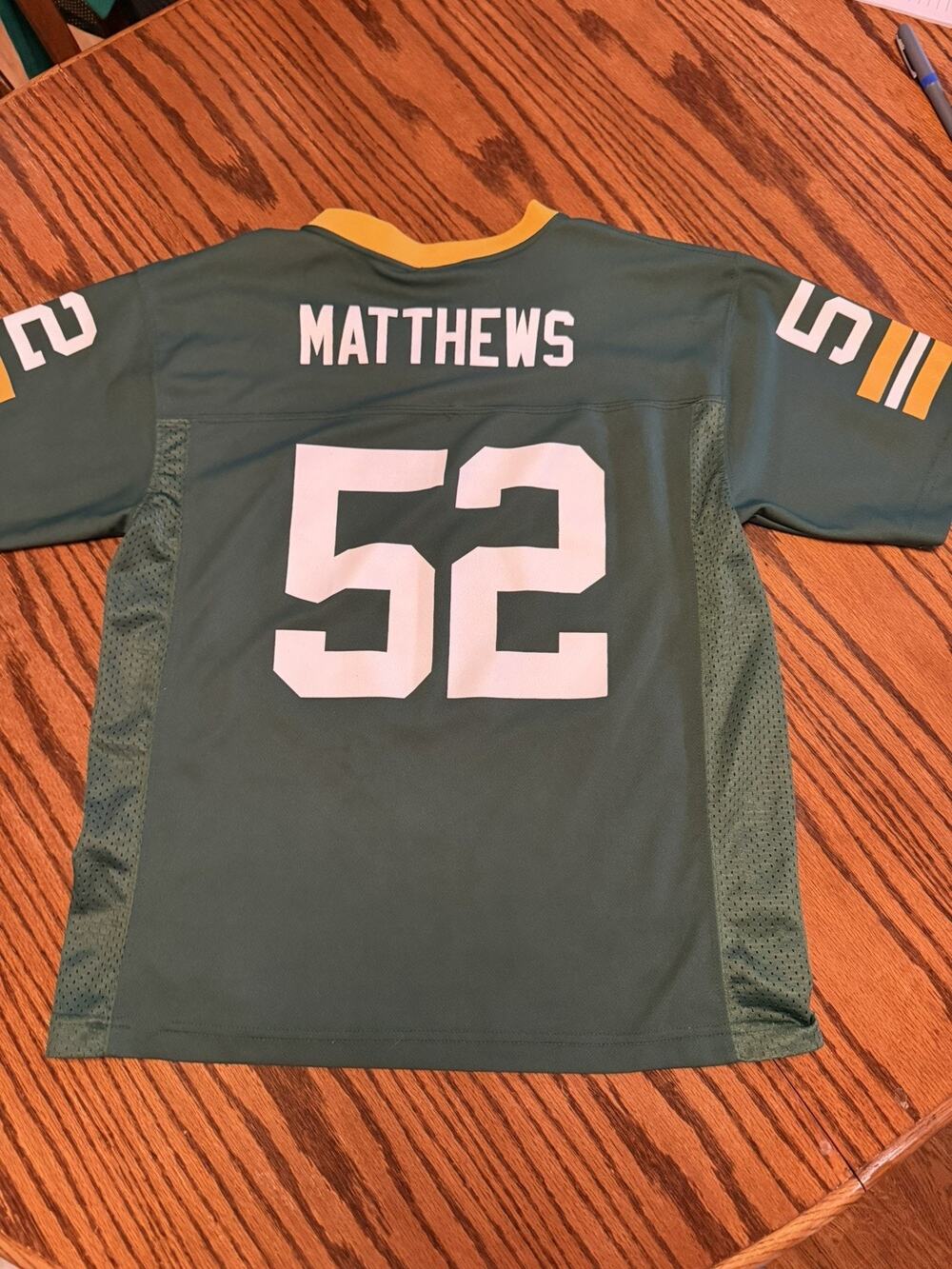 Green Bay Packers Clay Matthews #52 NFL Team Apparel Jersey Youth Large 14/16